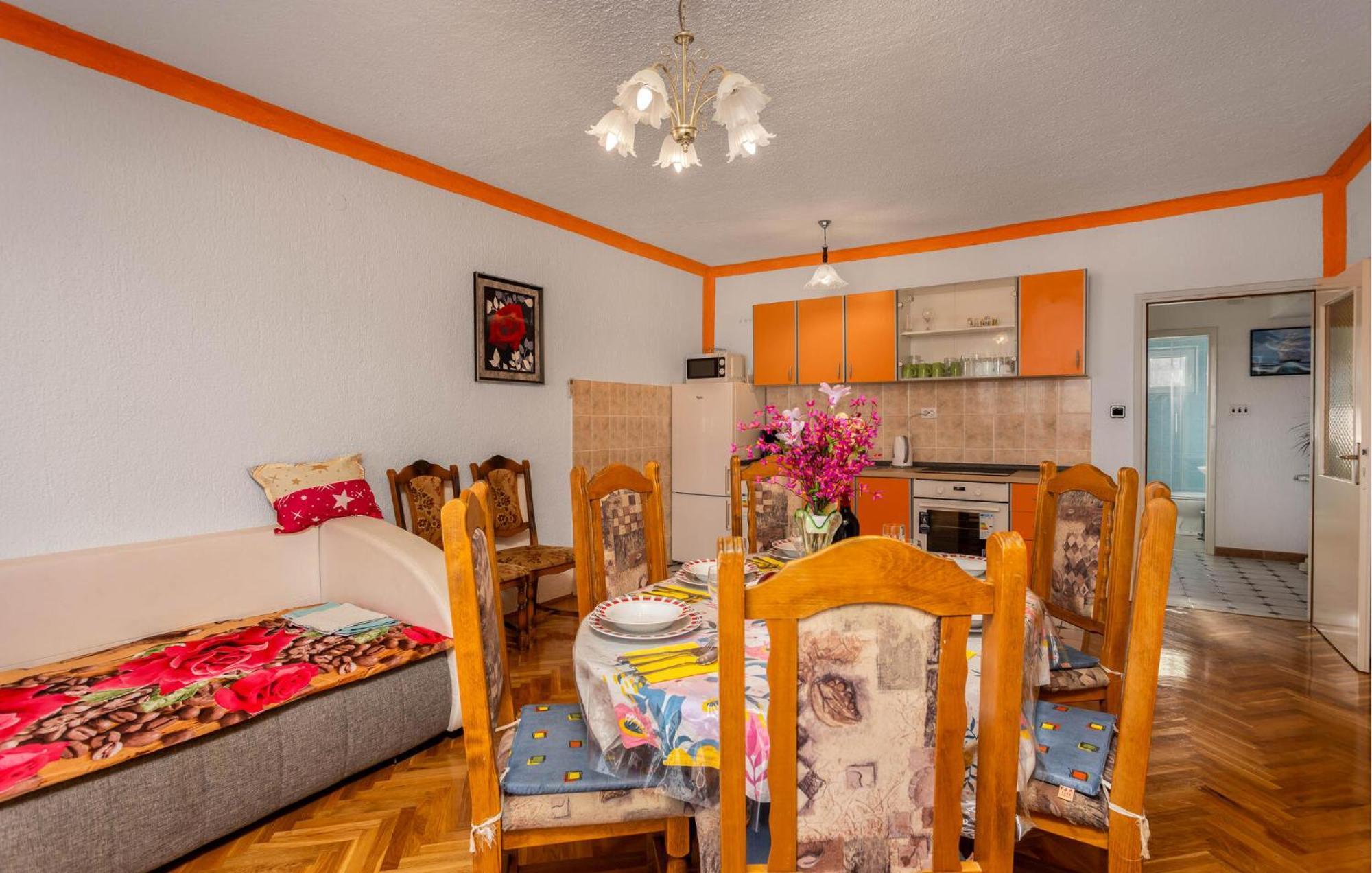 Awesome Apartment In Senj With Kitchen 外观 照片