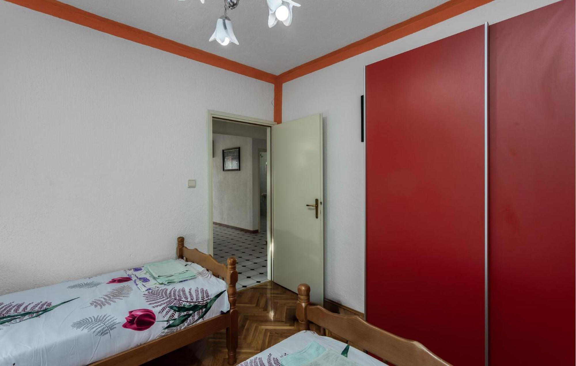 Awesome Apartment In Senj With Kitchen 外观 照片