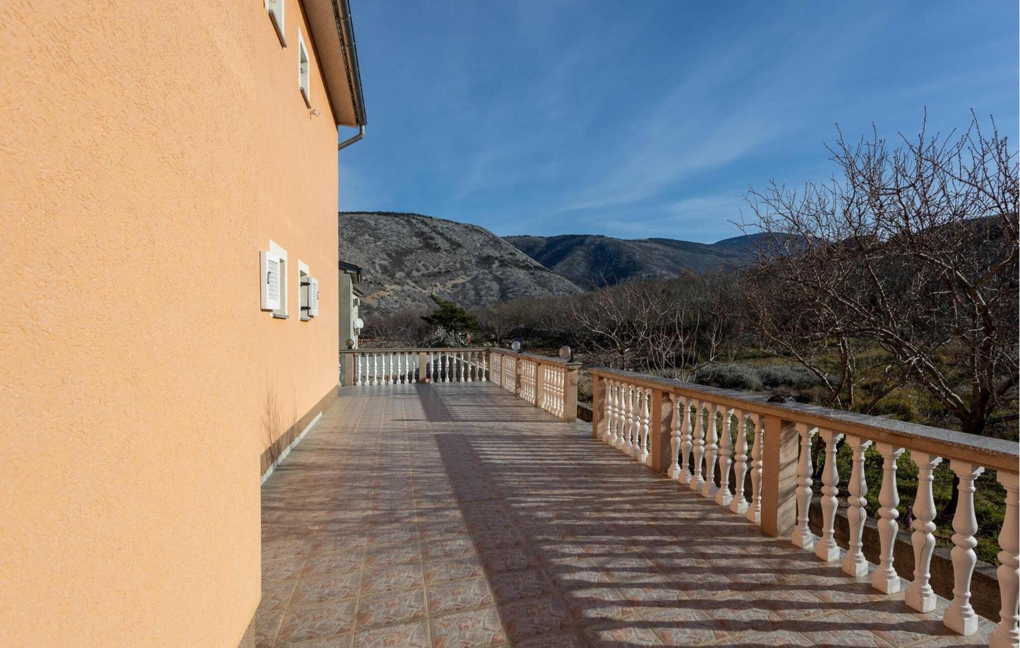 Awesome Apartment In Senj With Kitchen 外观 照片