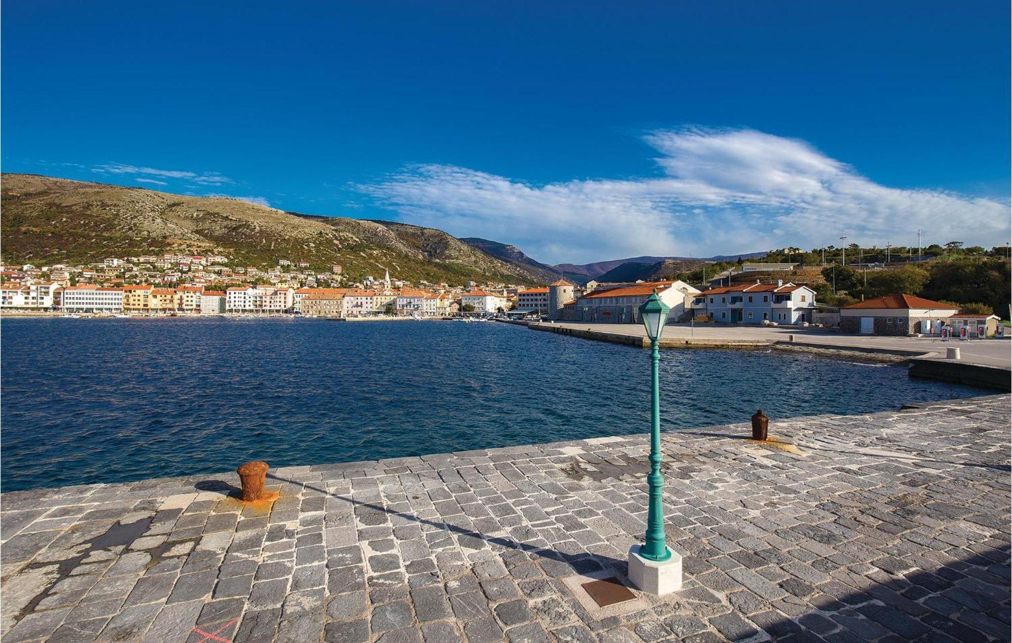Awesome Apartment In Senj With Kitchen 外观 照片